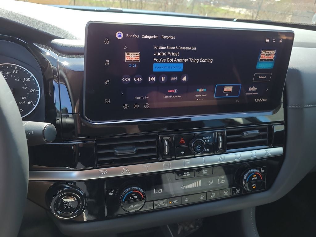 2026 Nissan Pathfinder SV