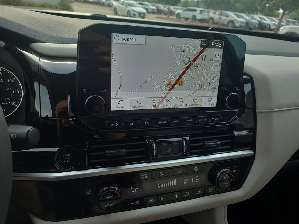 2025 Nissan Pathfinder SL