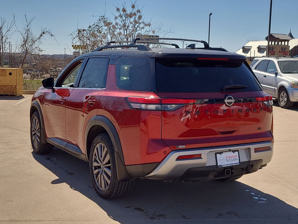 2023 Nissan Pathfinder SL