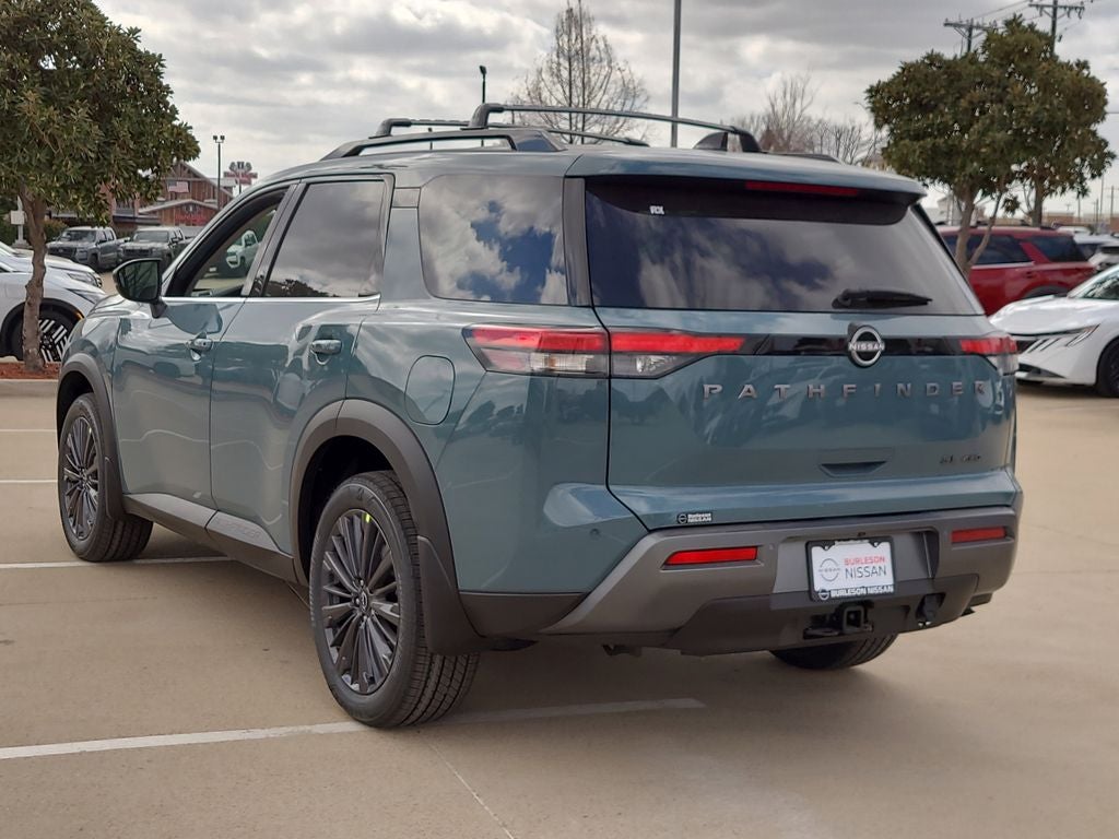 2026 Nissan Pathfinder SL
