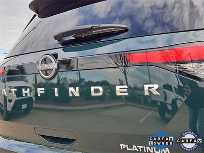 2023 Nissan Pathfinder Platinum