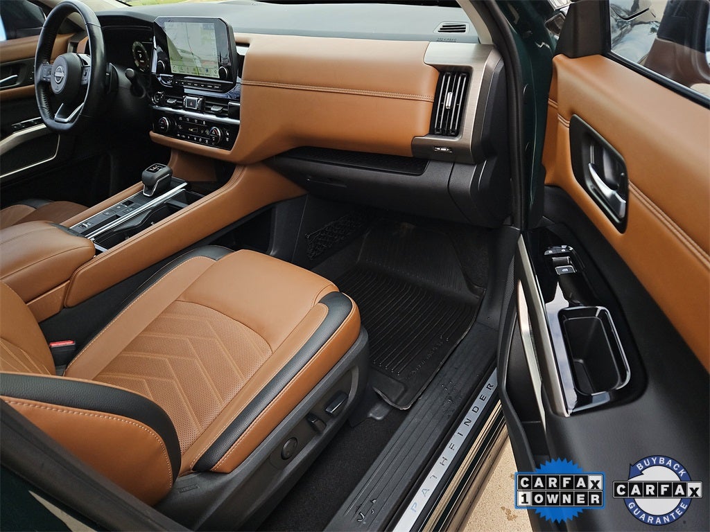 2023 Nissan Pathfinder Platinum