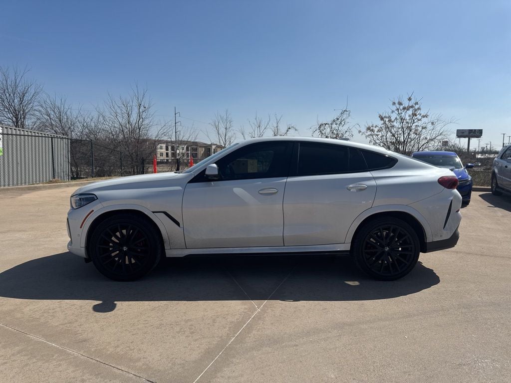 2021 BMW X6 M50i