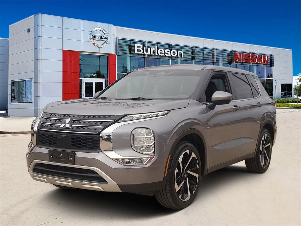 2022 Mitsubishi Outlander SE