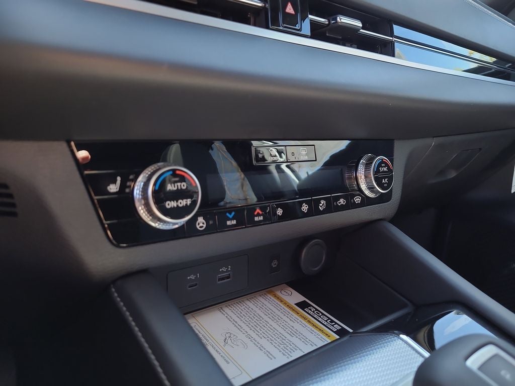 2026 Nissan Rogue Platinum PHEV