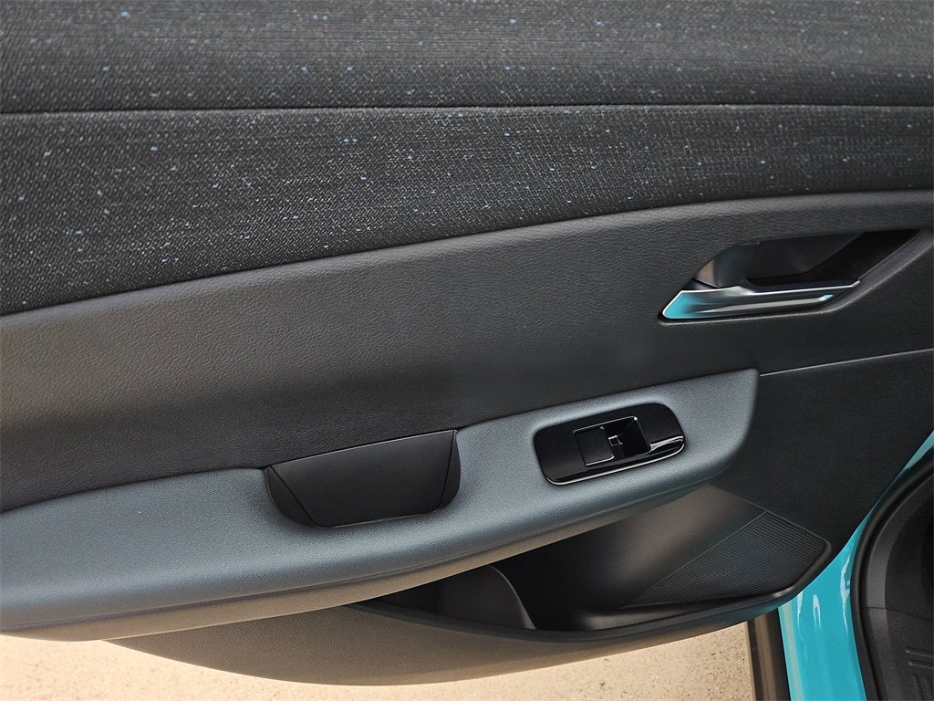 2026 Nissan Leaf PLATINUM+