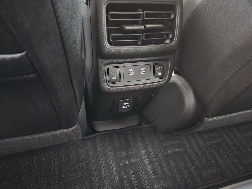 2026 Nissan Leaf PLATINUM+