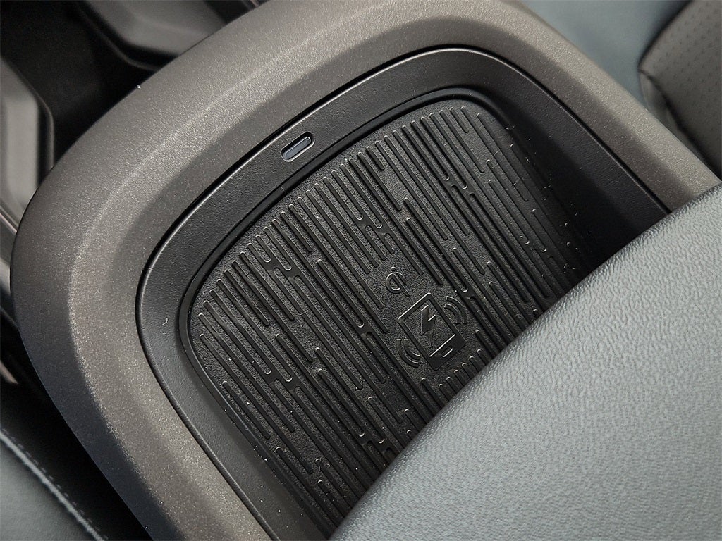 2026 Nissan Leaf PLATINUM+