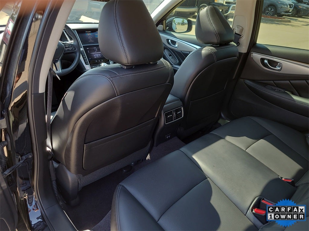 2022 INFINITI Q50 LUXE