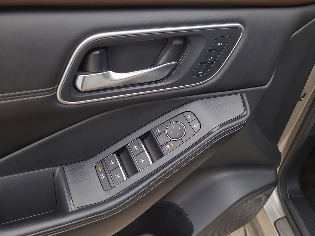 2022 Nissan Rogue Platinum