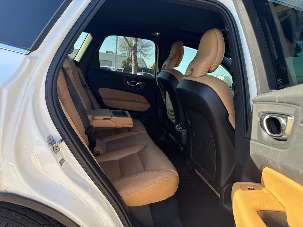 2019 Volvo XC60 T5 Inscription