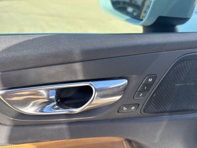 2019 Volvo XC60 T5 Inscription