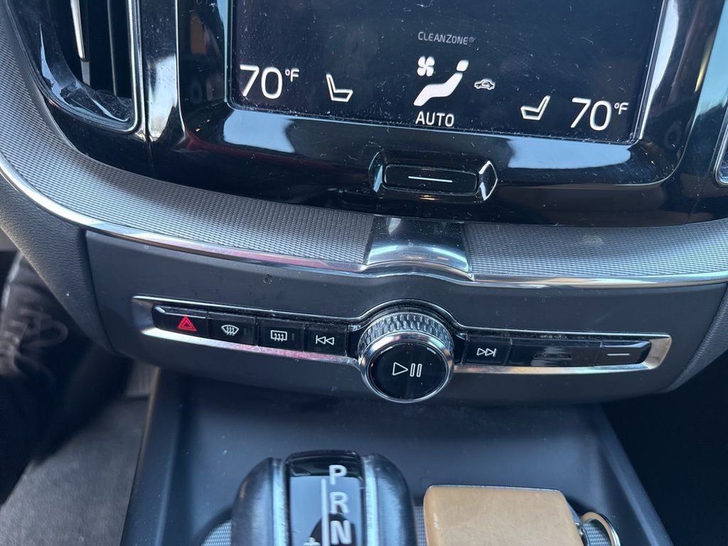 2019 Volvo XC60 T5 Inscription