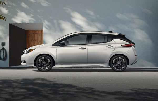 Burleson Nissan in Burleson TX